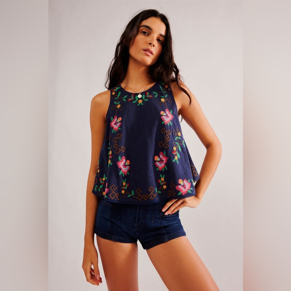 Free People Fun and Flirty Embroidered Top size M